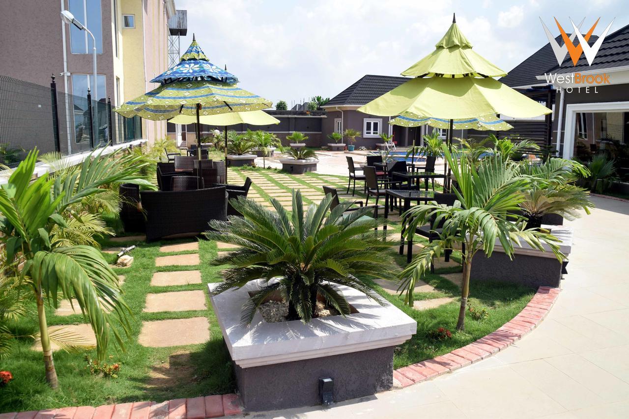 Westbrook Hotel Owerri Exterior foto