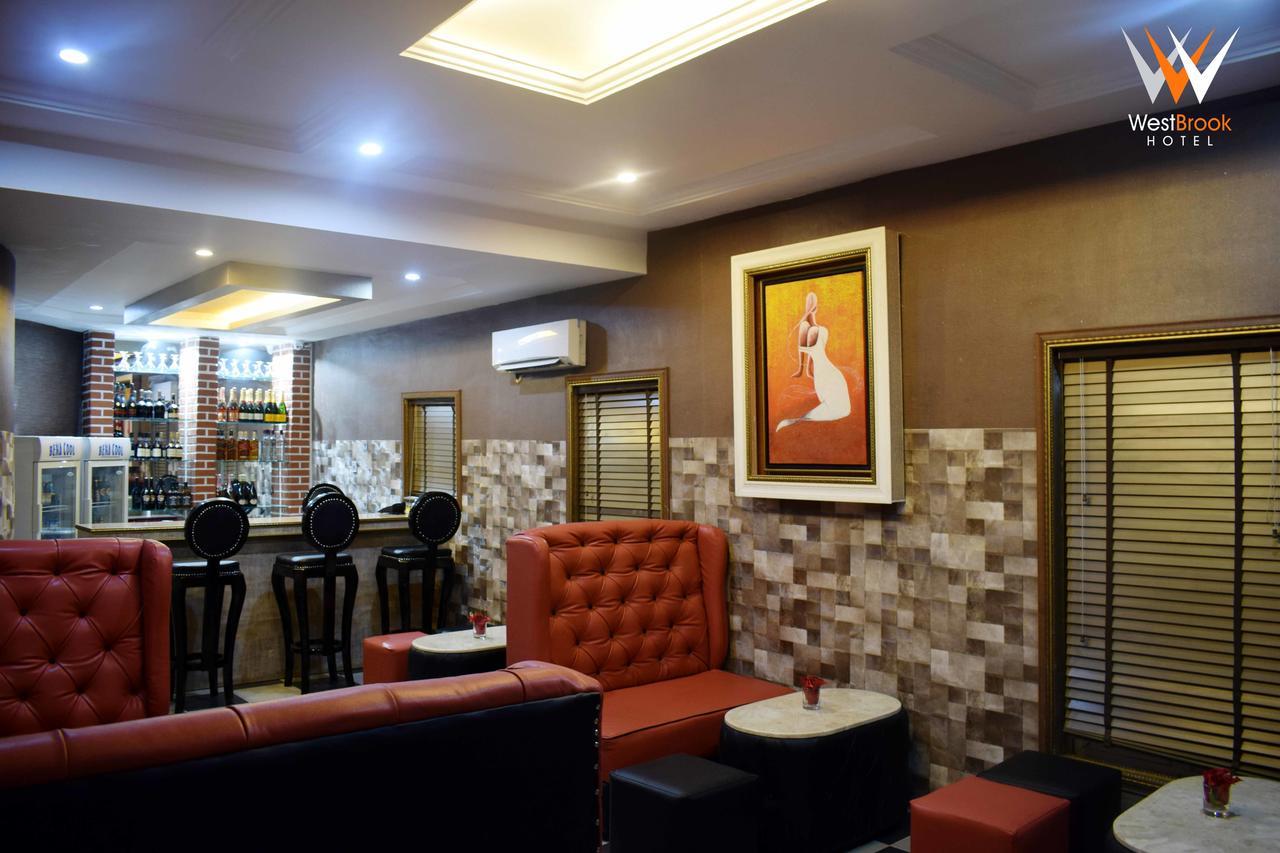 Westbrook Hotel Owerri Exterior foto